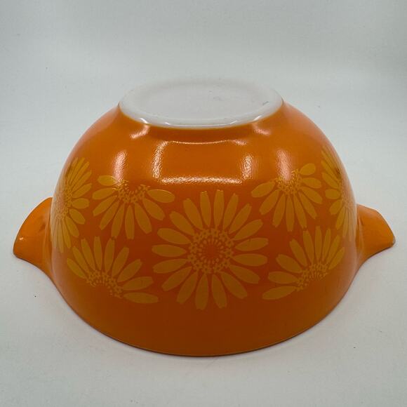 Vintage Pyrex Daisy Pattern Cinderella Mixing Bowls 3 Pcs Kitchenware Serveware - Picture 16 of 16